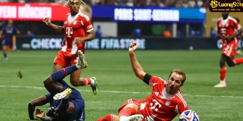 Bayern Munich vừa trải qua trận thua cay đắng trước PSG trong khuôn khổ giải đấu quốc tế